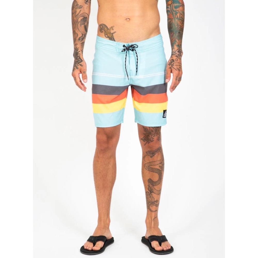 Reef Peeler 3 Mens Board Shorts Light Blue Striped Swim Trunks Size 32 NWT